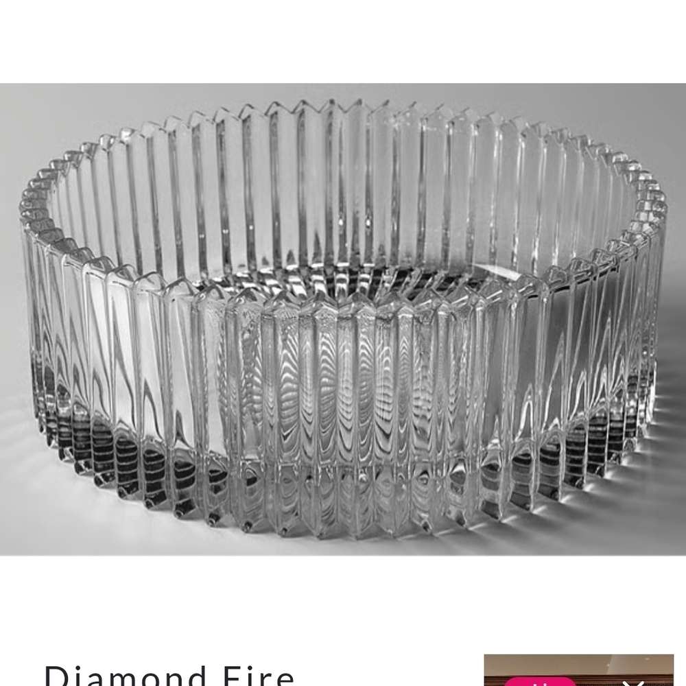 Mikasa Hostess Diamond Fire Cut Crystal Bowl - Picture 6 of 16